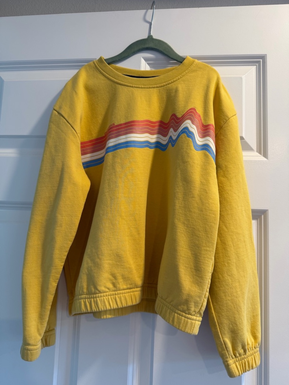 Patagonia Girls M Yellow Crewneck Sweatshirt